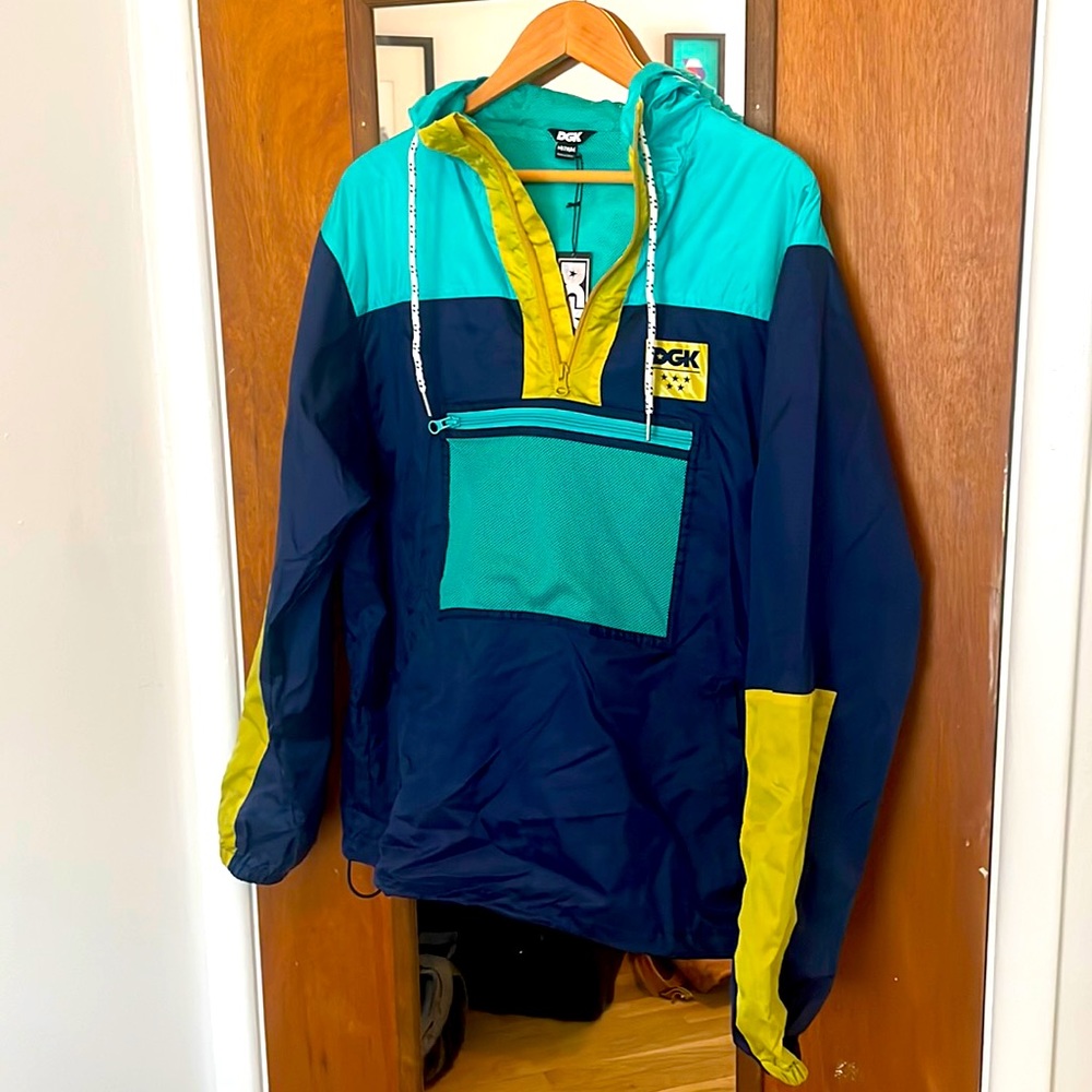 DGK windbreaker NWT